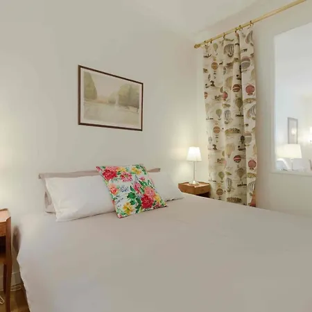 Le Vrai Apartment Paris