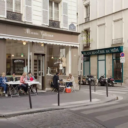 Le Vrai Apartment
